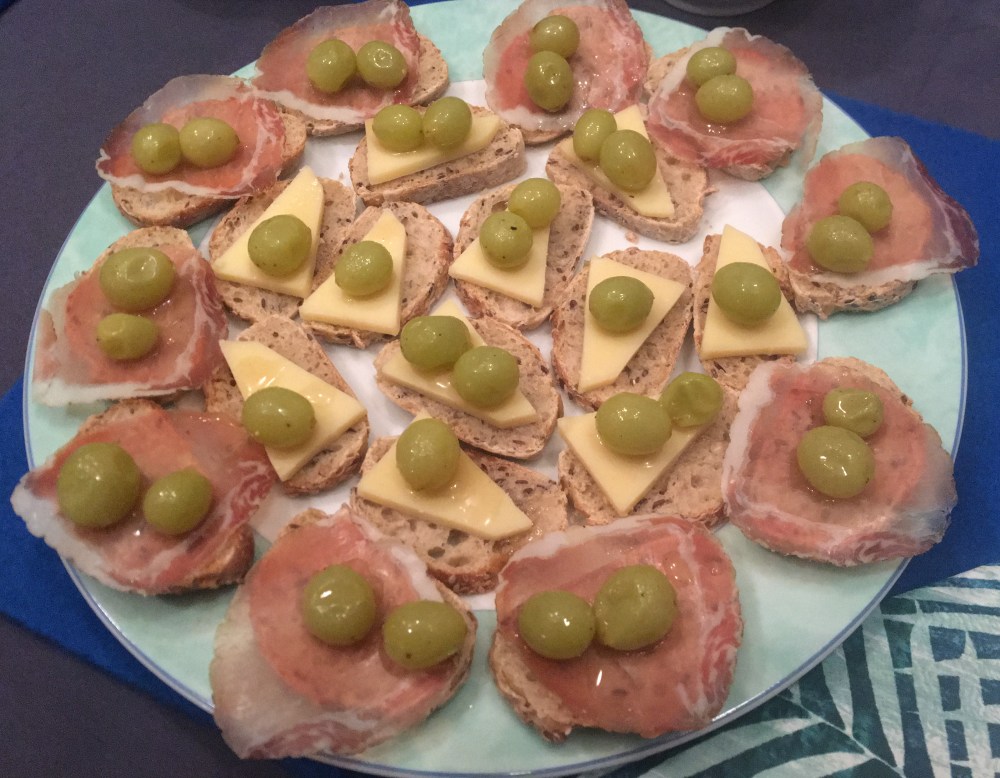 Pinchos Gepocheerde druiven-IMG_4572