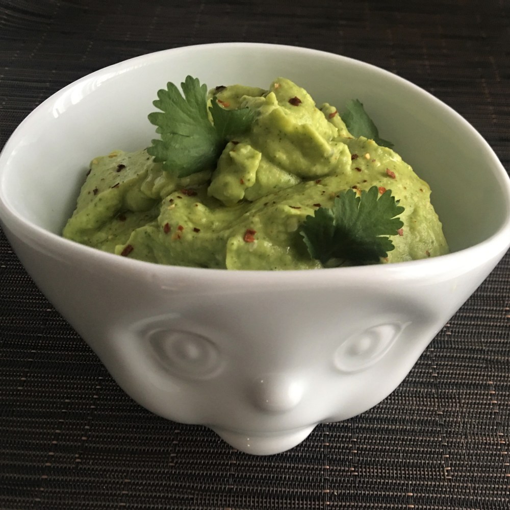 Avocado-hummus-IMG_2248 (2)