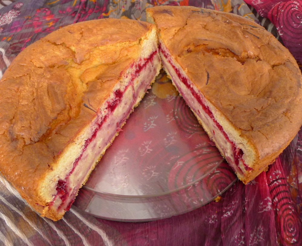 CranberryRoomCake-L1040673