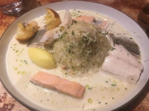 Fish Sauerkraut_Chambord Winstub_Kaysersberg-IMG_0340